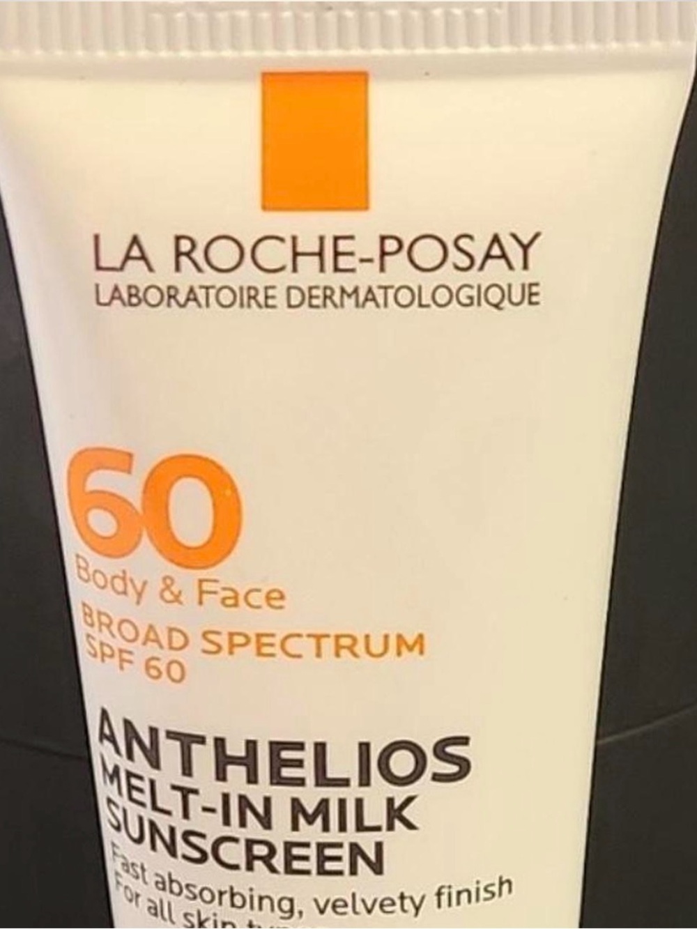 La Roche-Posay Anthelios Melt-In Milk Sunscreen SPF 60 – White/Orange
